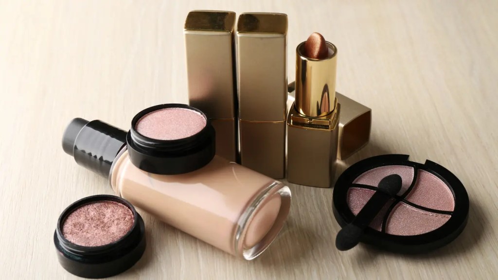 Beige gold framed mirror powder compact, premium pressed powder makeup case